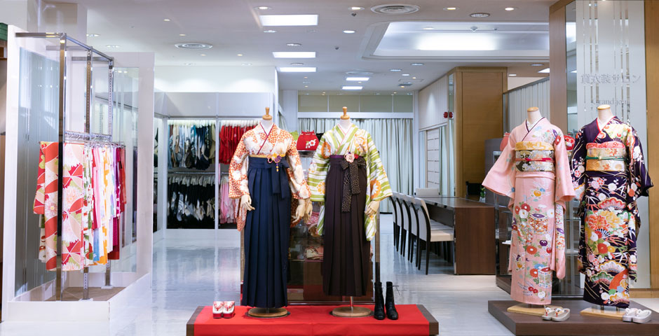 日本橋でお洒落でかわいい卒業袴レンタル