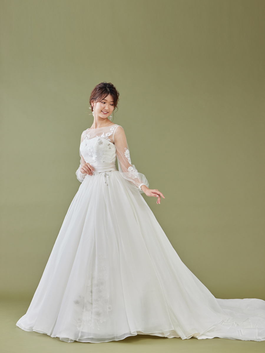 ⬜︎ ウエディングドレス　【61】 NEWS & MEDIA |アクア・グラツィエ | ACQUA GRAZIE